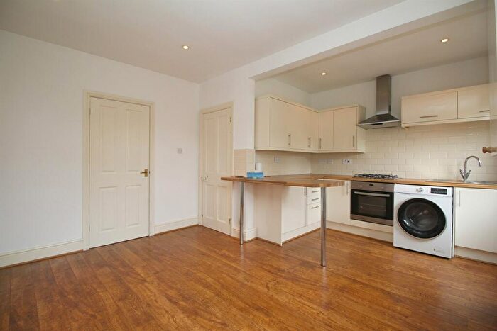 3 Bedroom Terraced House To Rent In Elms Grove, Loughborough, LE11