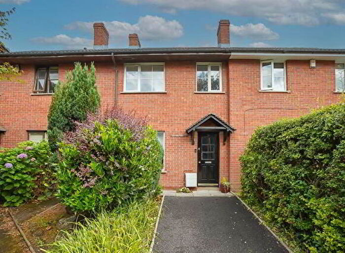3 Bedroom Terrace House For Sale In Hampton Place, Belfast, BT7
