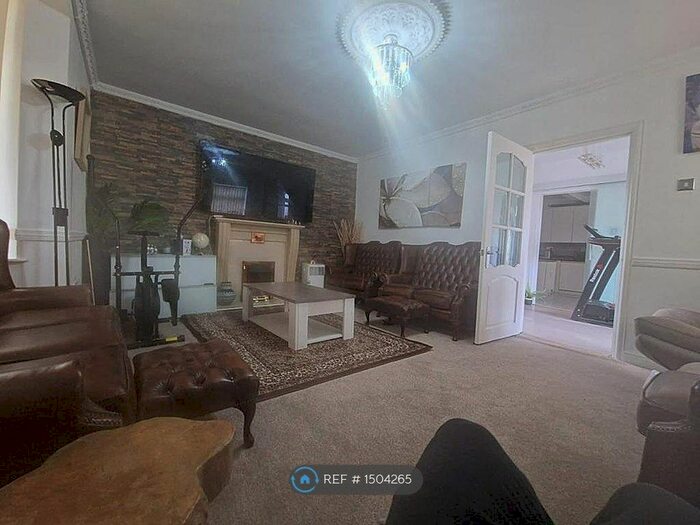 4 Bedroom Detached House To Rent In Wesley Drive, Morecambe, LA3