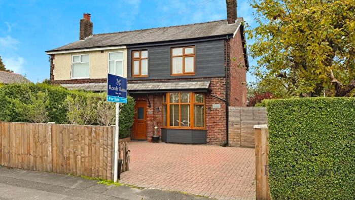 3 Bedroom Semi Detached House For Sale In Cedar Avenue, Lostock Hall, Preston, Lancashire, PR5