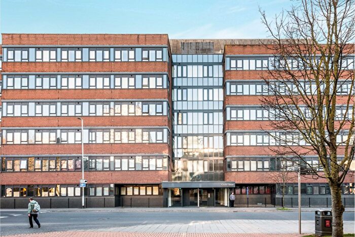 1 Bedroom Flat To Rent In Guild House, Swindon, SN1