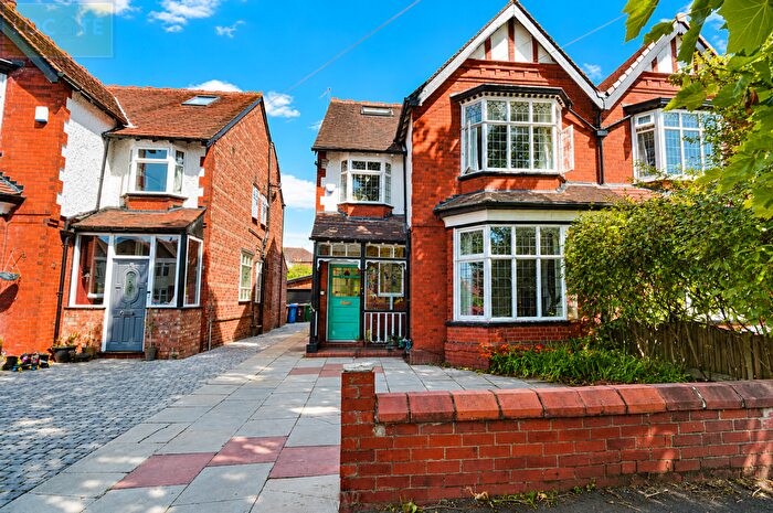 5 Bedroom Semi-Detached House For Sale In Westmorland Road, Urmston, M41
