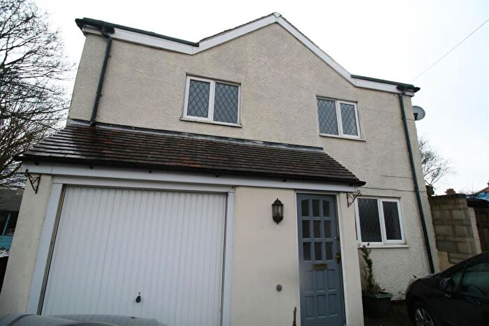 2 Bedroom Detached House To Rent In Church Road, Hartshill, Nuneaton, CV10