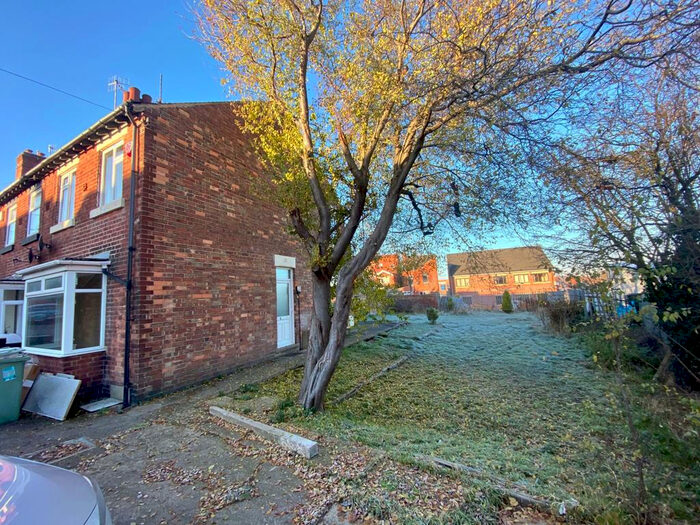 3 Bedroom House To Rent In Ford Street North, Nottingham, NG7