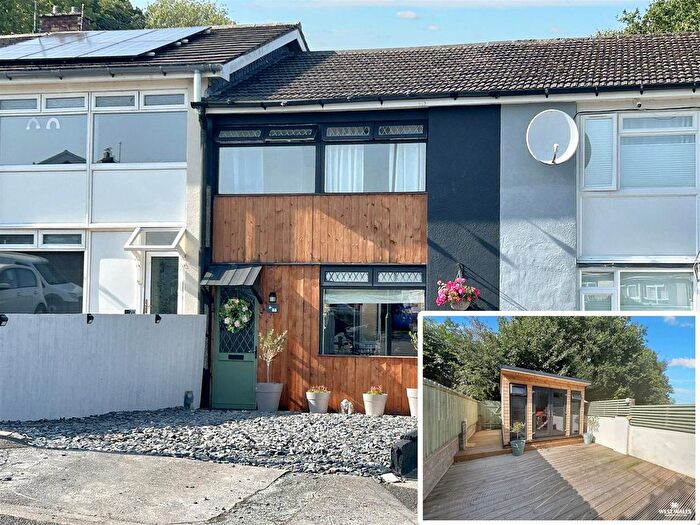 3 Bedroom Terraced House For Sale In Heol Drindod, Johnstown, Carmarthen, SA31