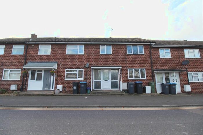3 Bedroom Property To Rent In Tilbury Mead, Harlow, CM18