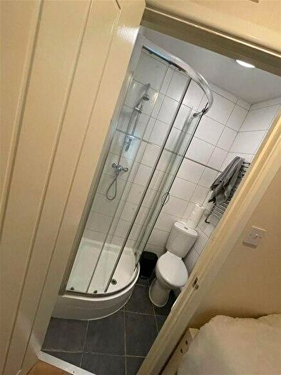 1 Bedroom House To Rent In Ashurst Way, Rosehill, Oxford, OX4