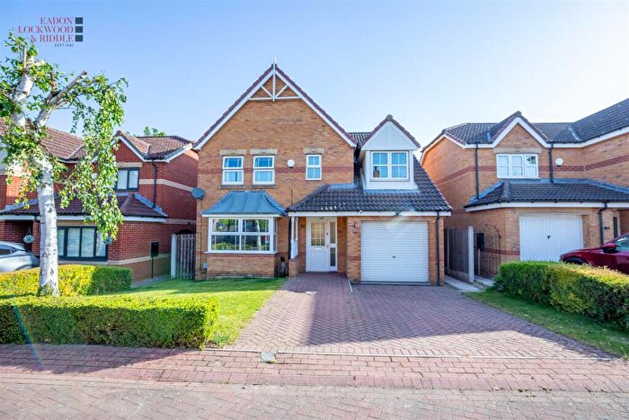4 Bedroom Detached House For Sale In Waterside Drive, Sunnyside, Rotherham, S66