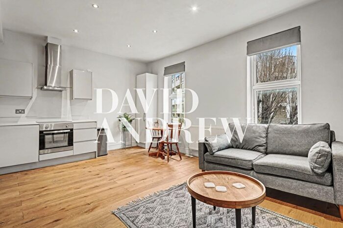 2 Bedroom Flat To Rent In Brownswood Road, London, N4