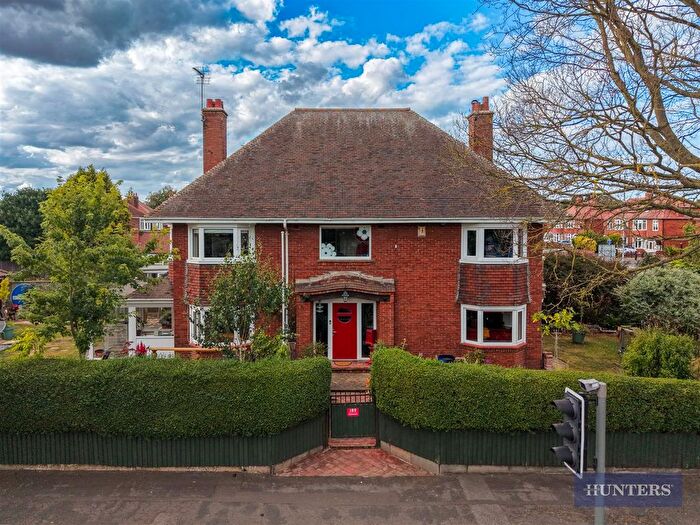 5 Bedroom Detached House For Sale In Queensgate, Bridlington, YO16