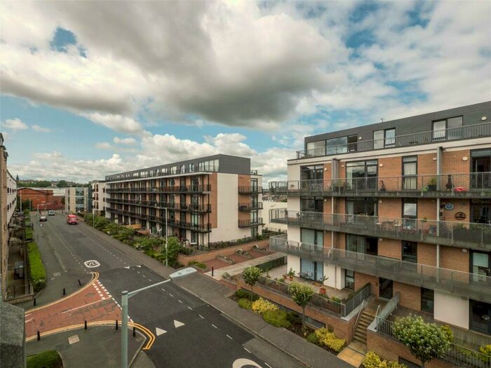 3 Bedroom Garage / Parking To Rent In Hopetoun Street, Edinburgh, EH7