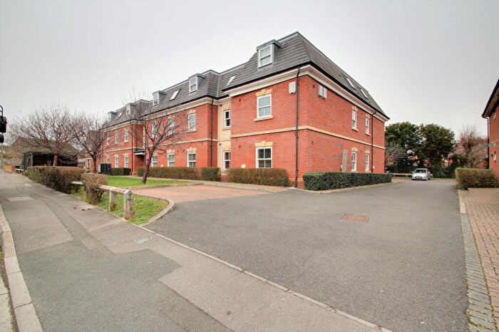 2 Bedroom Flat To Rent In Craven Road, Newbury, RG14