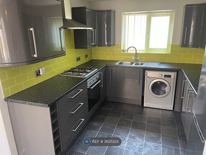 1 Bedroom Flat To Rent In Teignmouth Road, Torquay, TQ1