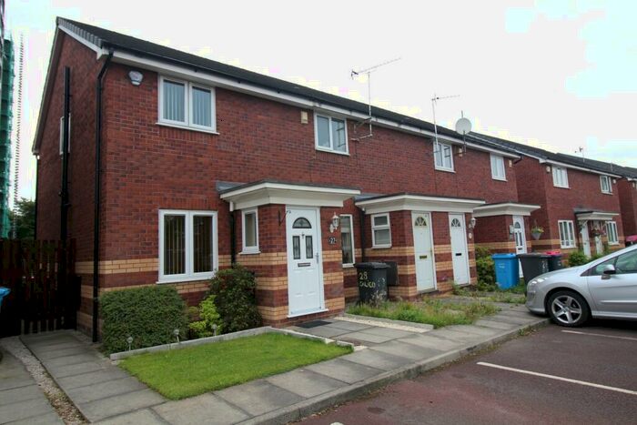 2 Bedroom Mews To Rent In Calico Close, Trinity Riverside, Salford, Lancashire, M3