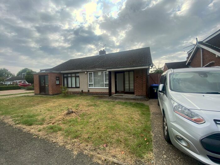 2 Bedroom Semi-Detached Bungalow To Rent In Brockwood Close, Northampton, NN5