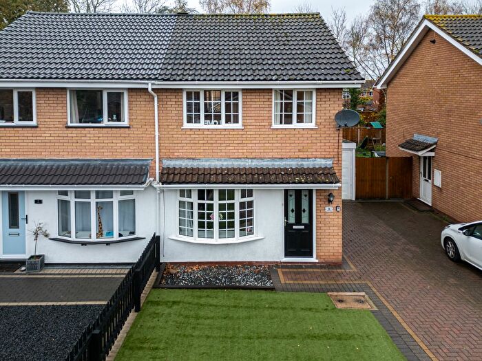 3 Bedroom Semi-Detached House For Sale In Thoresby, Riverside, Tamworth, B79