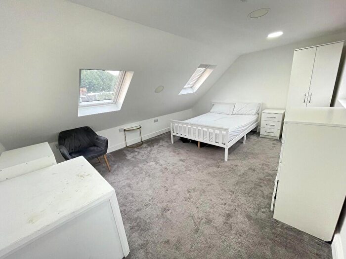4 Bedroom Terraced House To Rent In Wades Place, London, E14