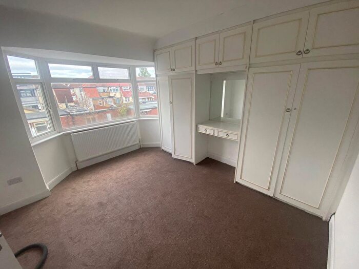 4 Bedroom Terraced House To Rent In St. Peters Road, Southall, UB1