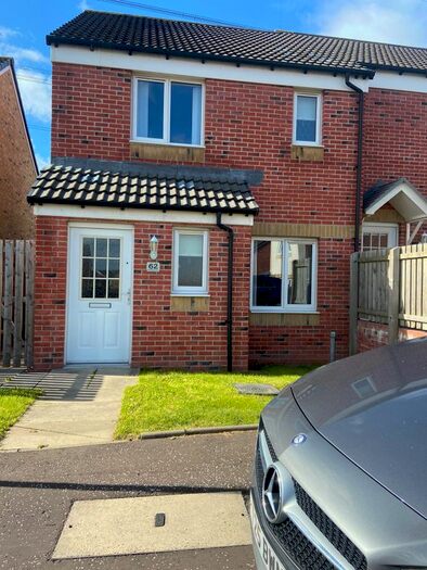 3 Bedroom Semi-Detached House To Rent In Craigswood Way, Baillieston, Glasgow, G69