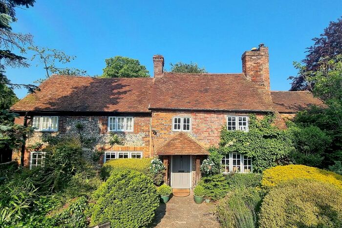 5 Bedroom Detached House For Sale In Church Lane, West Wycombe Village, HP14