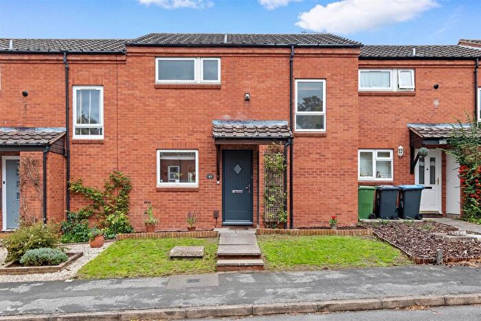 2 Bedroom Terraced House For Sale In Meadow Close, Stratford-Upon-Avon, Warwickshire, CV37