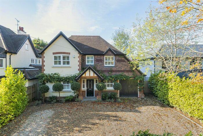 4 Bedroom Detached House For Sale In Ockham Road North, West Horsley, Leatherhead, KT24