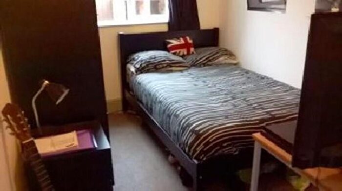 6 Bedroom House To Rent In Arley Road, Selly Oak, Birmingham, West Midlands, B29