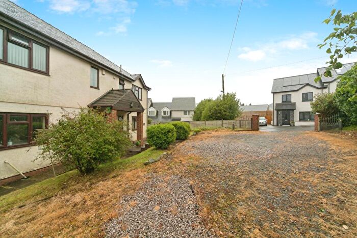 6 Bedroom Detached House For Sale In Garndolbenmaen, Gwynedd, LL51