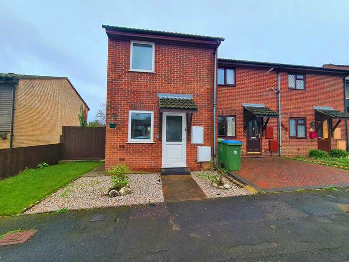 2 Bedroom End Of Terrace House To Rent In Broughton Close, Maybush, SO16