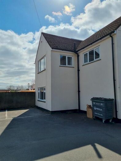 1 Bedroom Property To Rent In Station Road, Borough Green, Sevenoaks, TN15