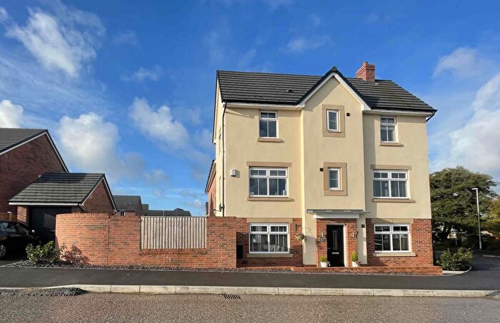 3 Bedroom Semi-Detached House For Sale In Primrose Road, Longridge, PR3