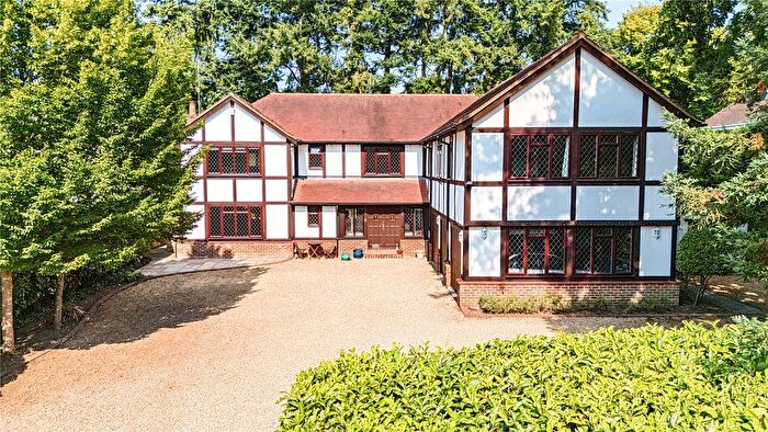 7 Bedroom Detached House For Sale In Connaught Road, Camberley, Surrey, GU15