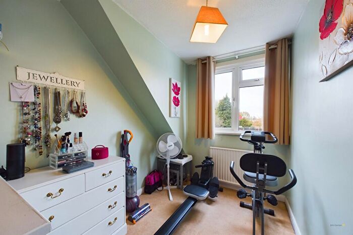 3 Bedroom Semi-Detached House For Sale In Winsford Crescent, Hillcroft Park, Stafford, ST17