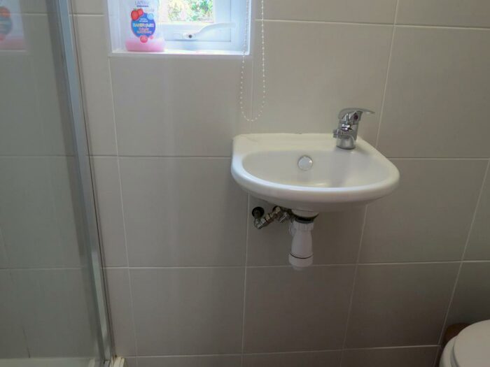 5 Bedroom House To Rent In Bedroom Detached House In Ensbury Park, BH10
