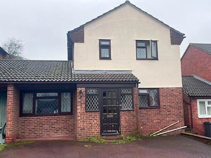 6 Bedroom House To Rent In Cedar View, Canterbury, CT2