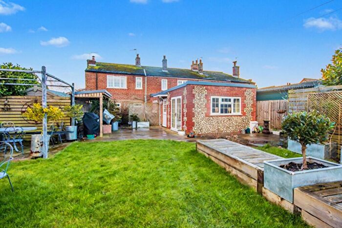 3 Bedroom Cottage For Sale In Mission Lane, Docking, PE31