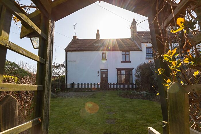 3 Bedroom Cottage For Sale In Oxclose Cottages, Saltburn, TS12