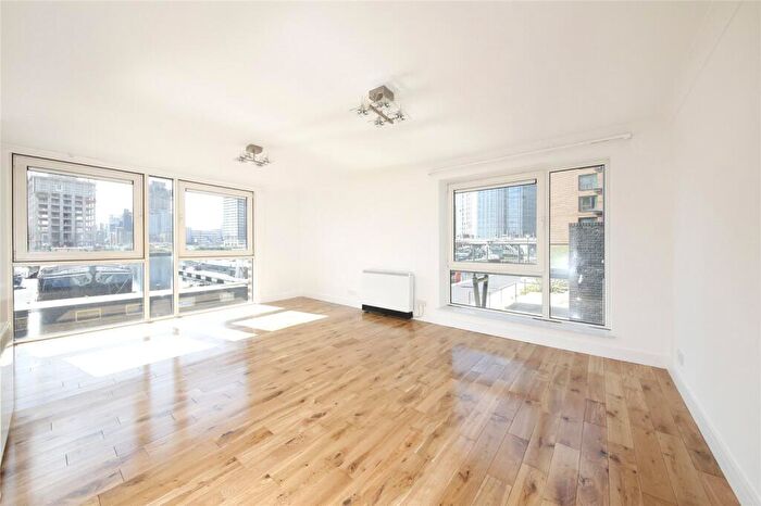 3 Bedroom Apartment To Rent In Boardwalk Place, London, E14