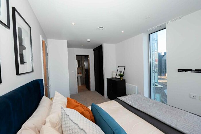 1 Bedroom Apartment To Rent In Greengate, Manchester, Greater Manchester, M3