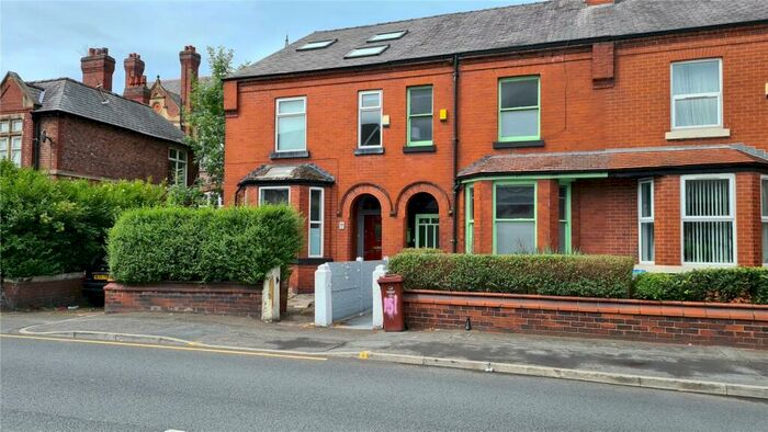 8 Bedroom Terraced House To Rent In Upper Lloyd Street, Manchester, M14