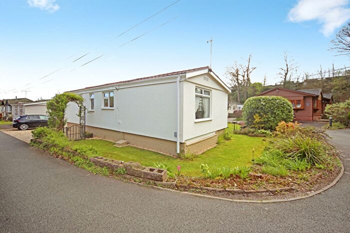 2 Bedroom Park Home For Sale In Linthurst Newtown, Blackwell, Bromsgrove, B60