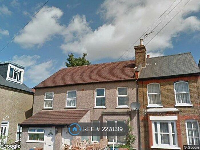 2 Bedroom Maisonette To Rent In Canning Road, Harrow, HA3