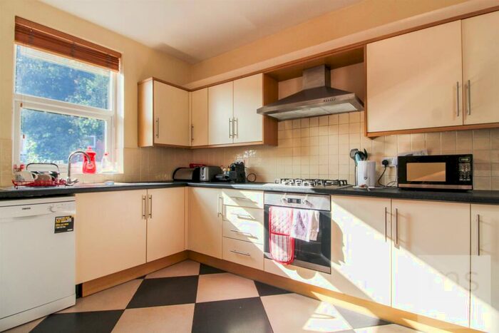 5 Bedroom End Of Terrace House To Rent In Harrington Drive, Lenton, Nottingham, NG7