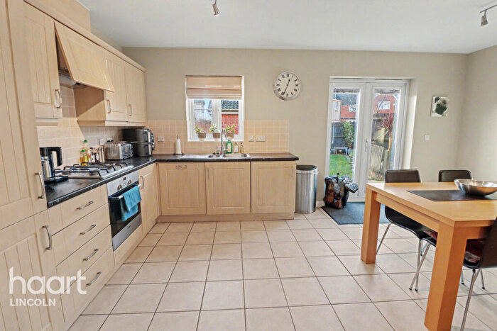 3 Bedroom Detached House For Sale In Privet Walk, Witham St Hughs, LN6