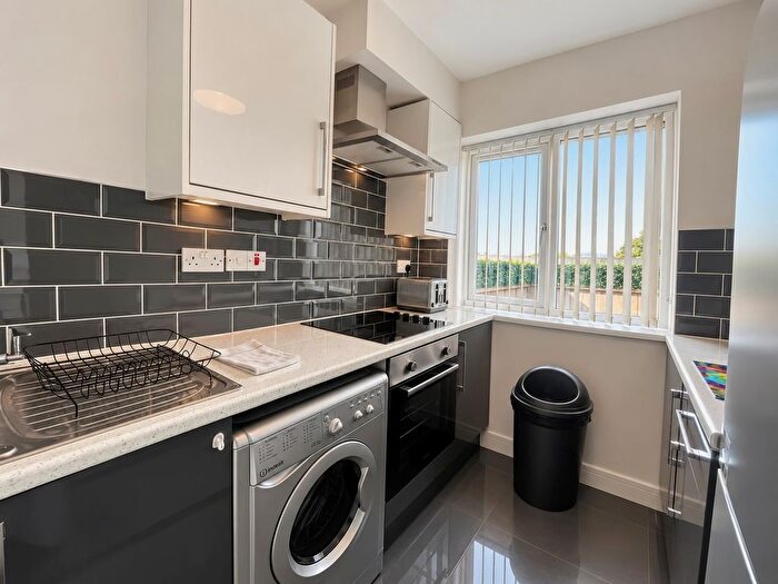 2 Bedroom Flat To Rent In Clearwater Way, Cardiff, CF23