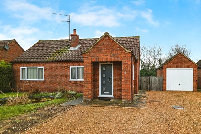 3 Bedroom Detached Bungalow For Sale In Phillippo Close, Grimston, King's Lynn, PE32