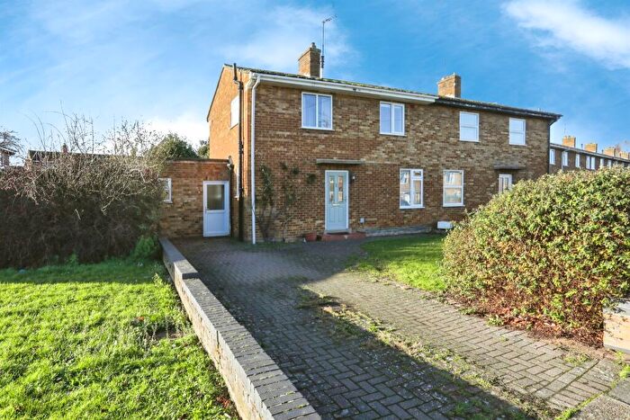 3 Bedroom Semi-Detached House For Sale In Prince Charles Avenue, Bury St. Edmunds, IP32