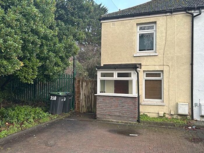 2 Bedroom Semi Detached House To Rent In Wrotham Road, Gravesend, DA11