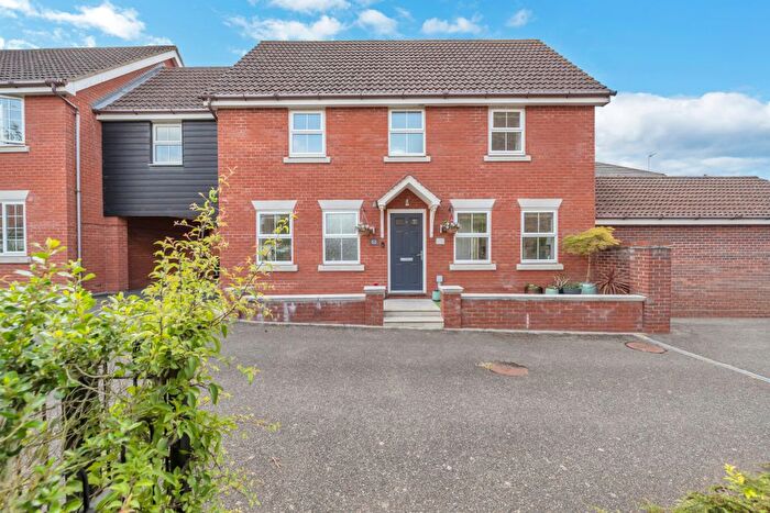 5 Bedroom Link Detached House For Sale In Manning Road, Bury St. Edmunds, IP32