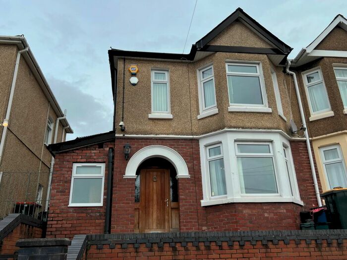 4 Bedroom Semi-Detached House To Rent In Tennyson Road, Newport, NP19